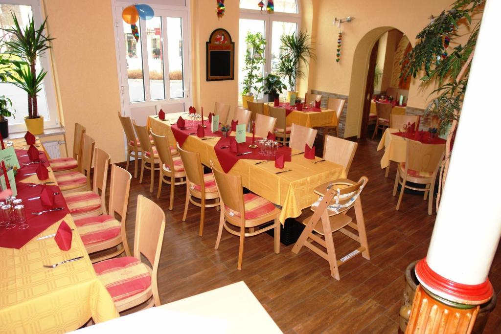 Hotel-Pension Gruene Linde Delitzsch Kültér fotó