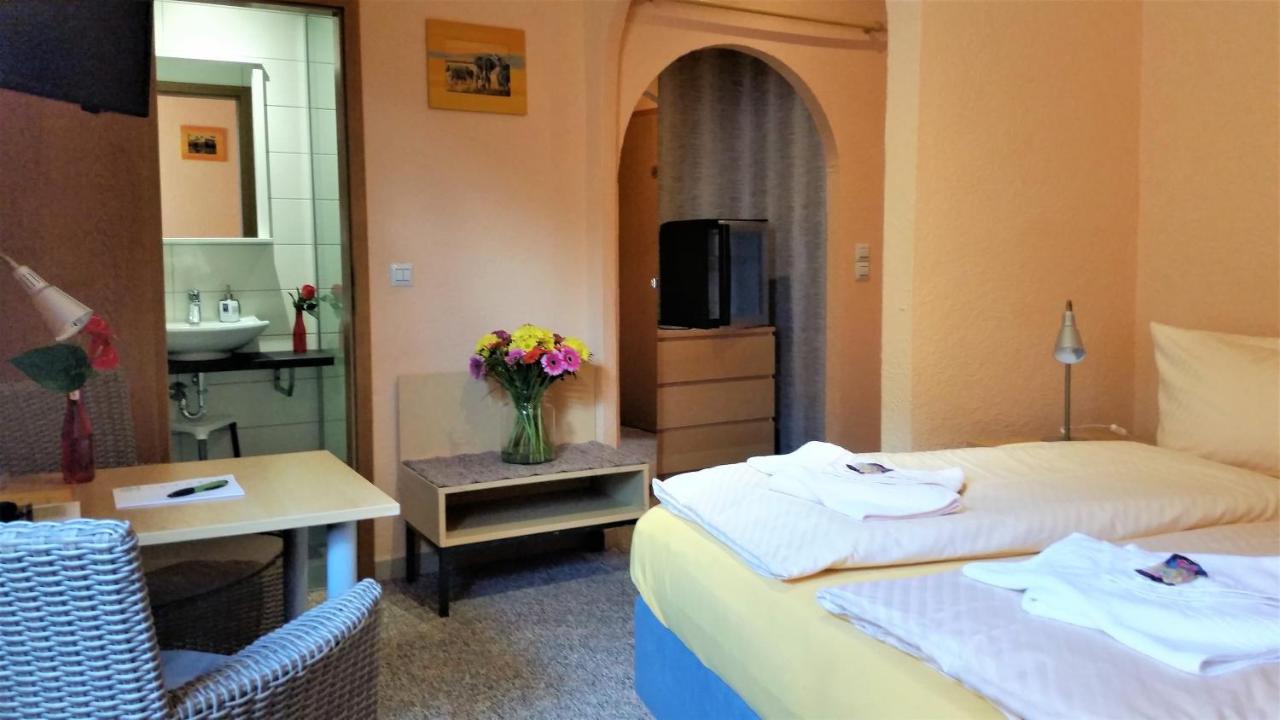 Hotel-Pension Gruene Linde Delitzsch Kültér fotó
